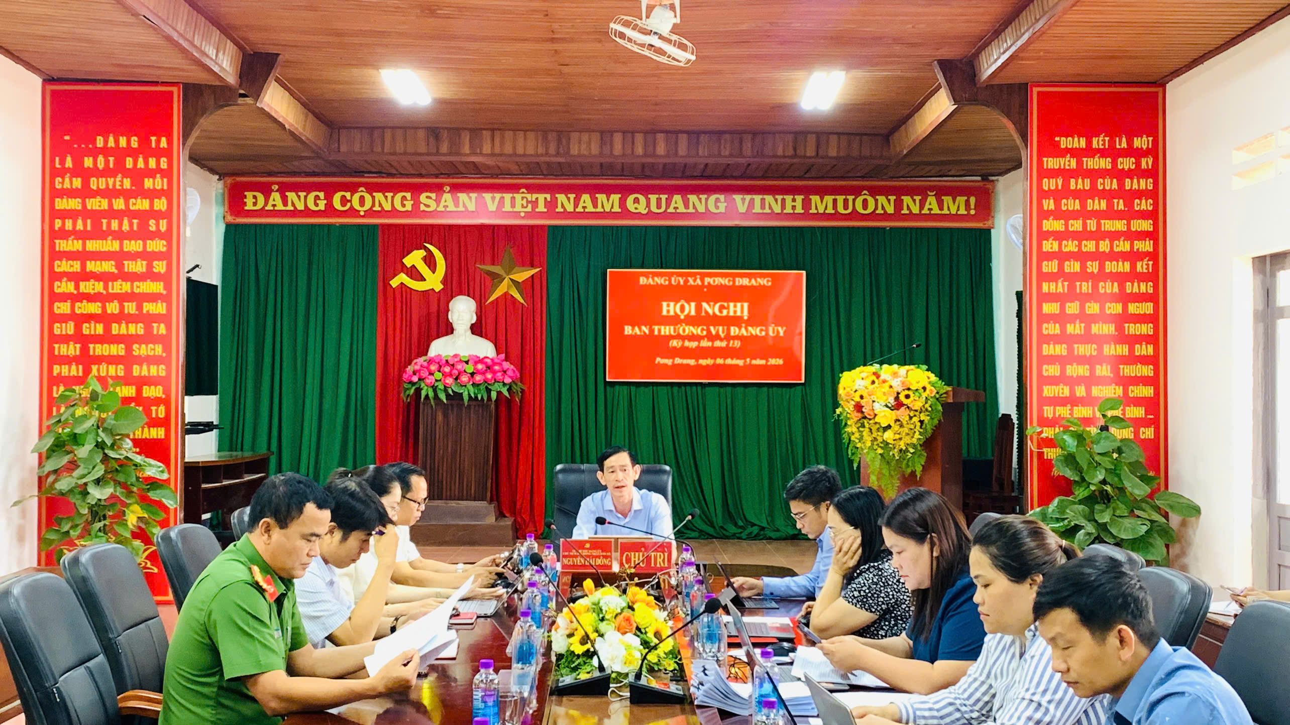 HỘI NGHỊ BAN THƯỜNG VỤ ĐẢNG UỶ XÃ PƠNG DRANG (KỲ HỌP LẦN THỨ 13)