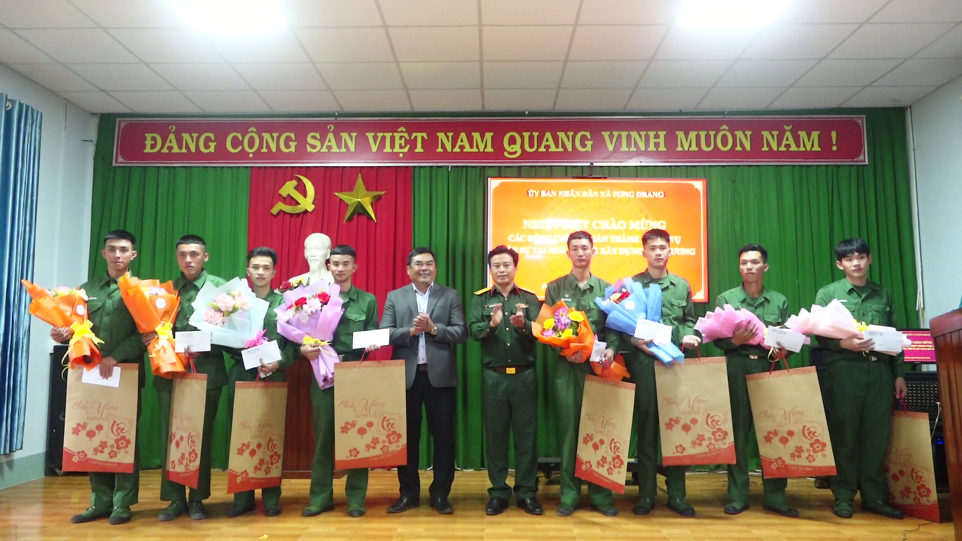 XÃ PƠNG DRANG ĐÓN NHẬN 26 QUÂN NHÂN XUẤT NGŨ TRỞ VỀ ĐỊA PHƯƠNG NĂM 2026